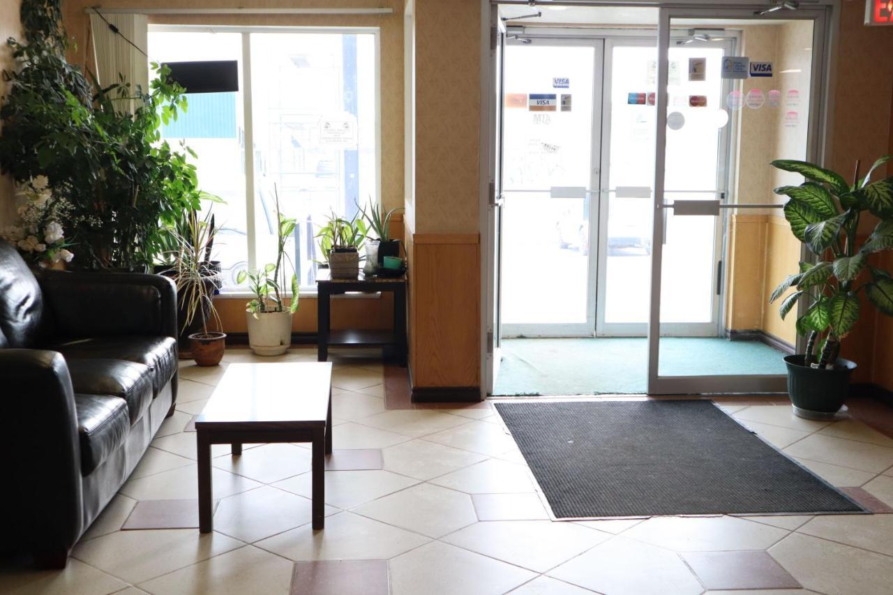 Destination Family Hotel Whitehorse Ngoại thất bức ảnh